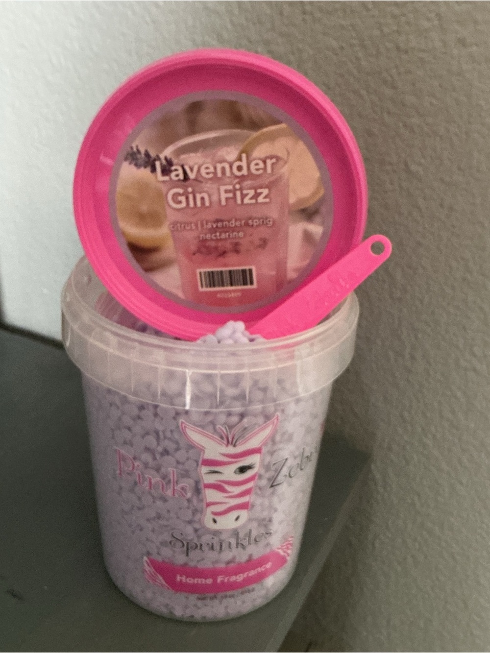 Lavender Gin Fizz Pink Zebra Odor Eliminating Wax Melts in a 4 oz blend bag